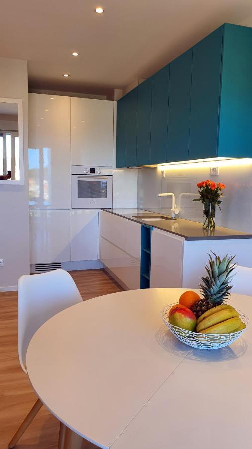 Beautiful View Apartment With Garage Space مالي لوشينغْ المظهر الخارجي الصورة